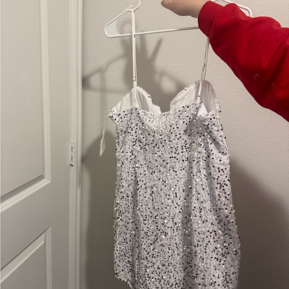 Selfie Leslie Silver Sequin Dress - Picture 2 of 3